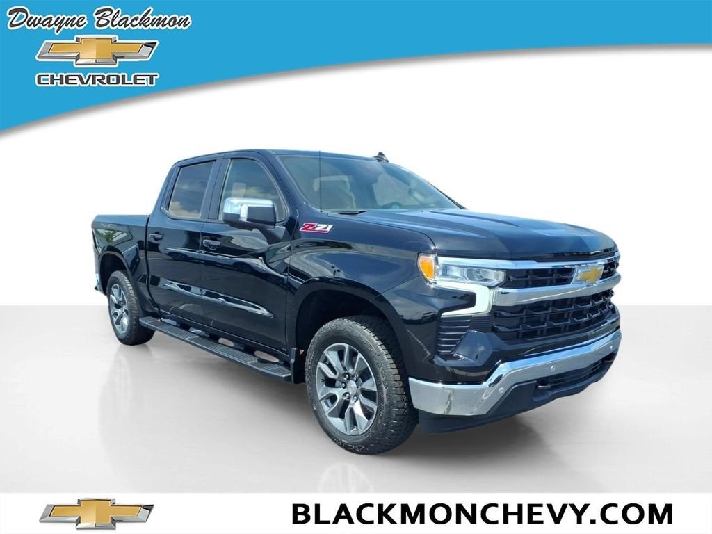 2026 Chevrolet Silverado 1500 LT in Black — front three-quarter view