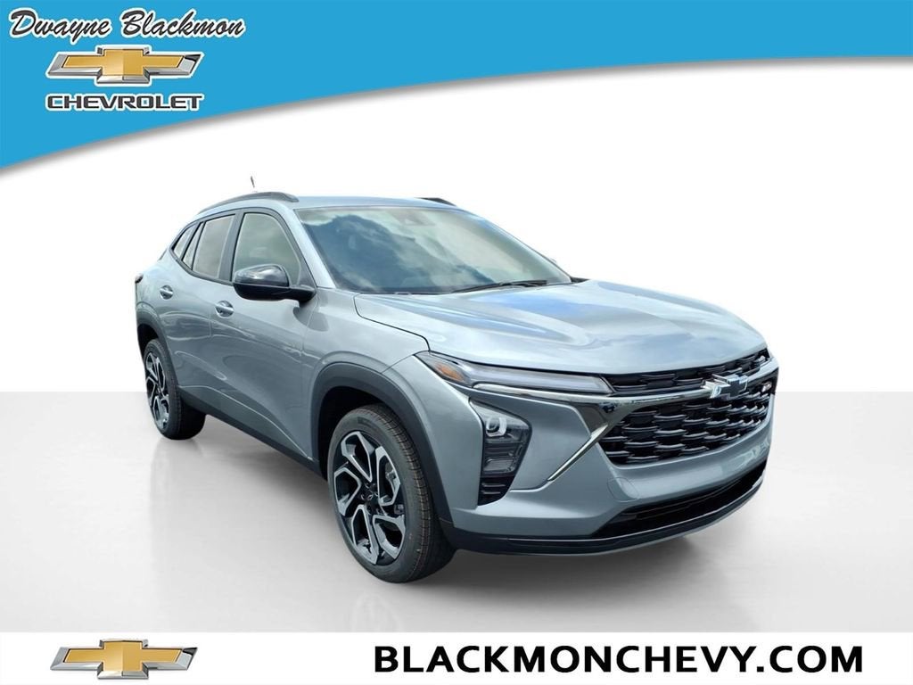 2026 Chevrolet Trax 2RS in Sterling Gray Metallic — front three-quarter view