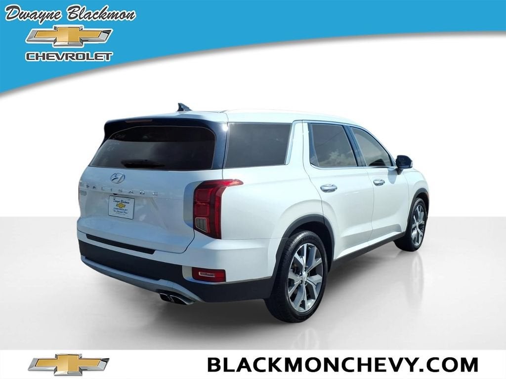 2022 Hyundai Palisade — rear three-quarter view